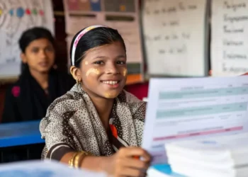 Unicef pulls plug on Rohingya, host community education