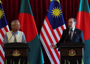 ‘Arakan Army’s Bangladeshi member’ surrenders to BGB after fleeing Myanmar